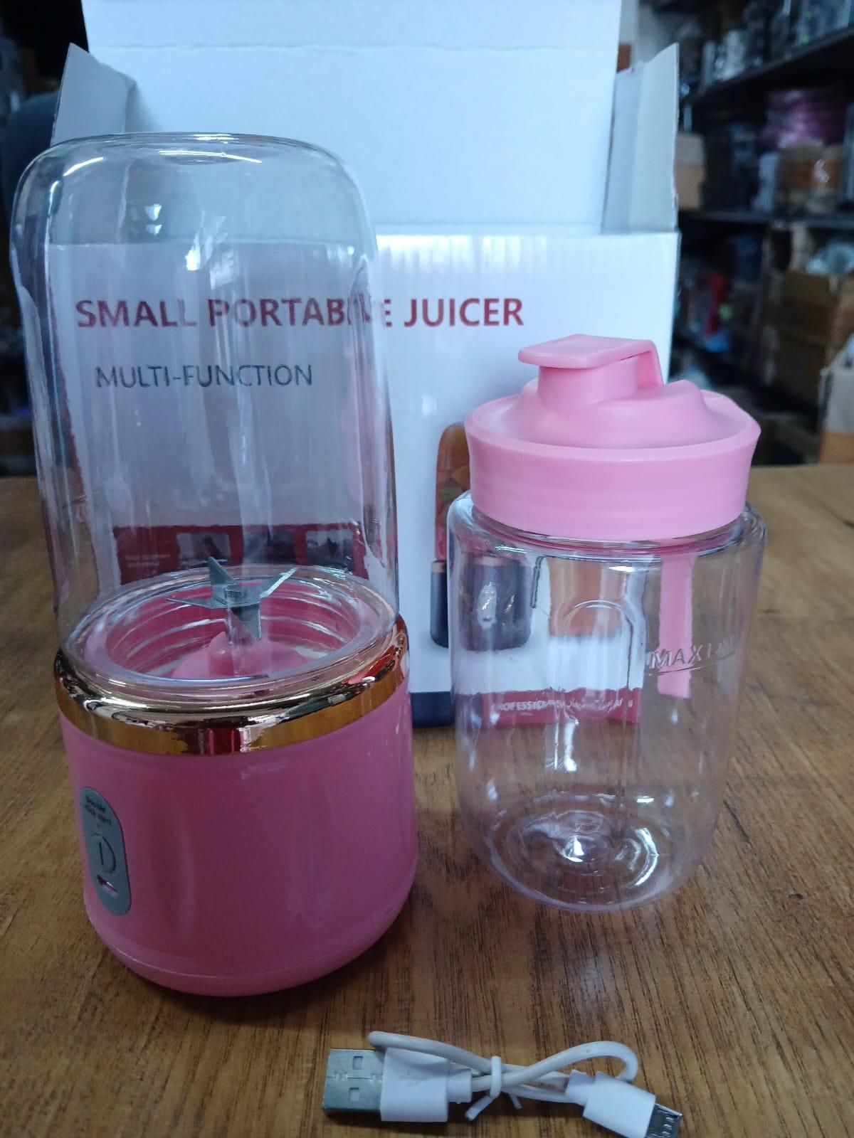 Small Portable Juicer – USB Rechargeable Mini Blender for Juices & Smoothies (Compact & Travel-Friendly, 410g)