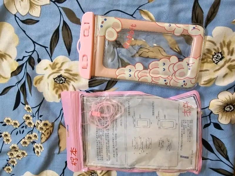 Universal Cartoon Waterproof Mobile Cover – Cute Pouch for Swimming, Diving, Drifting & Outdoor Use (Assorted Color)