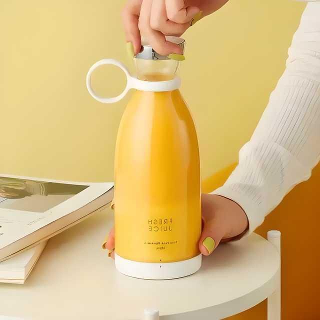 Travel Portable Mini USB Juice Blender – Rechargeable Personal Mixer Bottle (380ml, Lightweight & Compact)